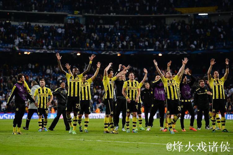 欧冠-弗拉霍维奇双响助攻凯利扳平 尤文4-4战平多特主场